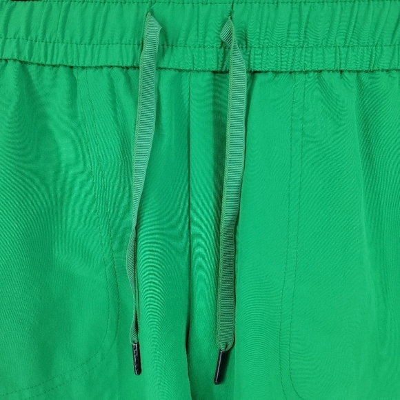 Chico Womens Zenergy CHIC360 Emerald Tropic Shorts Size 2 - Picture 6 of 12